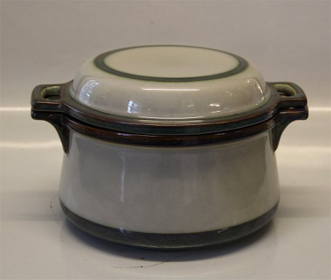 B&G TEMA Stoneware tableware 405 Crock with handle & lid (tureen) 1.5 l /  2 Qts
