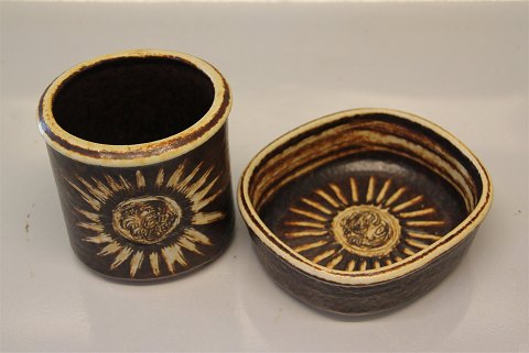 Søholm Bornholm Danmark to stykker keramik skål og vase
Sol Serien
3 Dele samlet