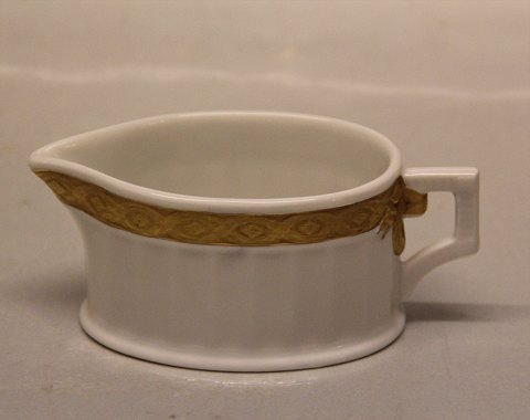 Royal Copenhagen Gold Fan Dinnerware
414-11562 Small creamer 4.4 x 10.2 cm