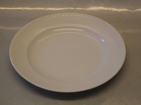 14063 Plate, flat 21 cm /  8 1/4" Royal Copenhagen  Georgiana
