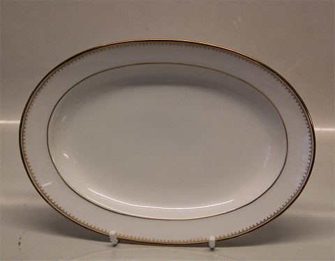 018 Fad 24,5 x 17 cm (318)	 B&G Menuet: Hvidt porcelæn, takket guldkant, hvid, 
form 601 Bing & Grøndahl 

