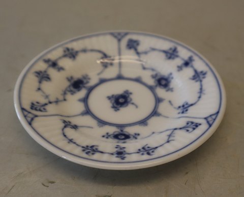 116-1 Egg cup plate 10.7 cm Blue Fluted Danish Porcelain