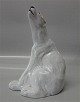 Royal Copenhagen figurine 825 Polar bear looking up KK 29 x 23 cm
