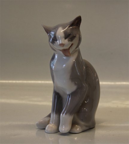 B&G Figurine B&G 2452 Cat - grey 16 cm (middle) Sv. Jespersen
