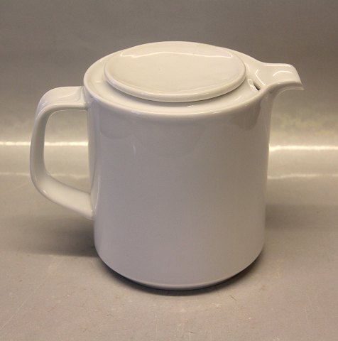 HANK Bing & Groendahl White Dinnerware, Magnussen 414 Coffee pot - Tea Pot 15 x 
20 cm