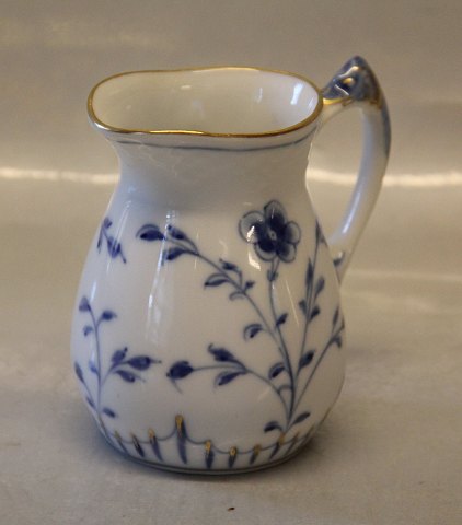 392 RC Cream jug, (small) 13 cl 6 cm B&G Kipling Blue Butterfly porcelain with 
gold 
