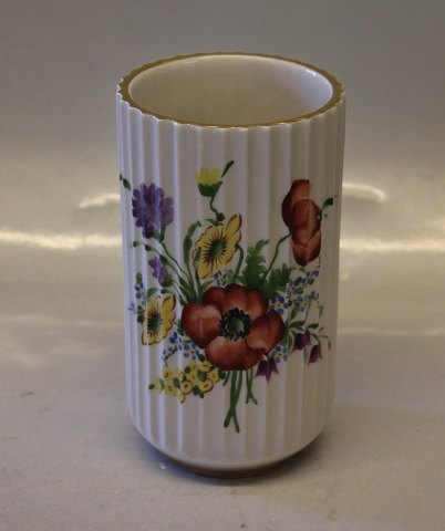 4015 Lyngby Porcelain Original Orginal Classical 9917 Orginal Clasical Channeled 
Vase with flower decoration and gold 12 c
