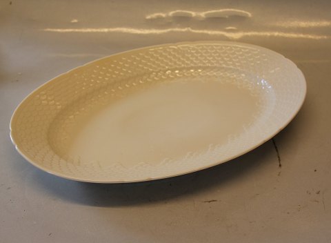 Elegance Cream  015 Large platter, oval 40.5 cm (315)  B&G Porcelain