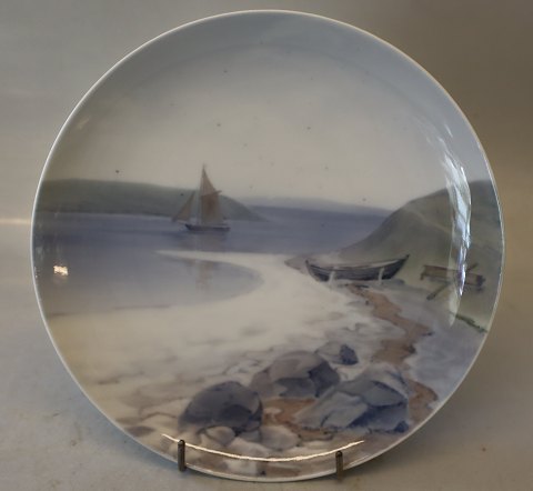 B&G 7699-357-20 Plate: Seascape by a Fjord 20 cm Signed FIH?B&G Porcelain
