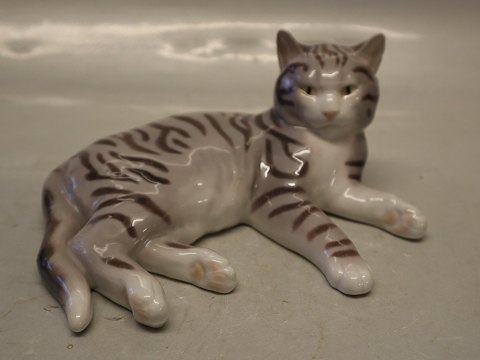 B&G 2236 Cat lying 18.5 cm B&G Porcelain
