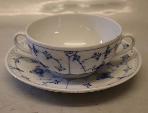 247.6 Bouillon cup 3 dl (481.6) & saucer 27.7 cm B&G Blue Traditional porcelain 
full lace pierced rim