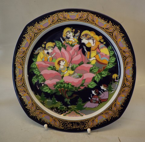 1994 Bjorn Wiinblad Christmas Song Plate by Rosenthal  "There is a rose in 
flower"

