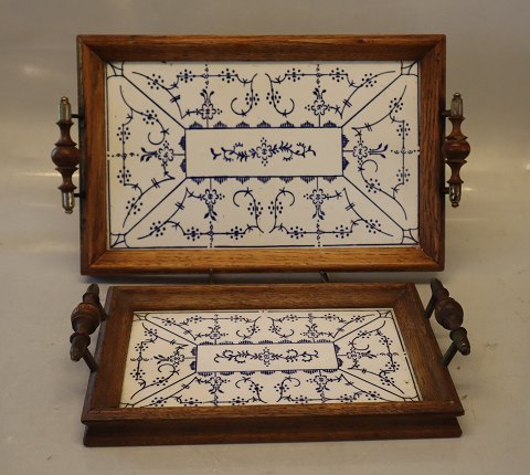 Trays with Blue Fluted Faience with wooded frame and handles