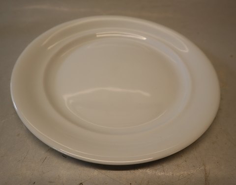 619 Side dish  19 cm, smooth  Royal Copenhagen  White smooth Magnolia