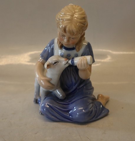 0435 RC Girl with lamb 16 x 13 cm Allan Therkelsen Children with farm animals (1249435) Royal Copenhagen 