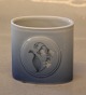 B&G 57-240 Tandstik vase, oval 6.5 x 6.5 cm
 Blåt B&G  porcelæn, liljekonval, form 643
