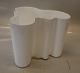Alvar Alto Savoy Vase - white opaline glass 16.5 x 21 cm